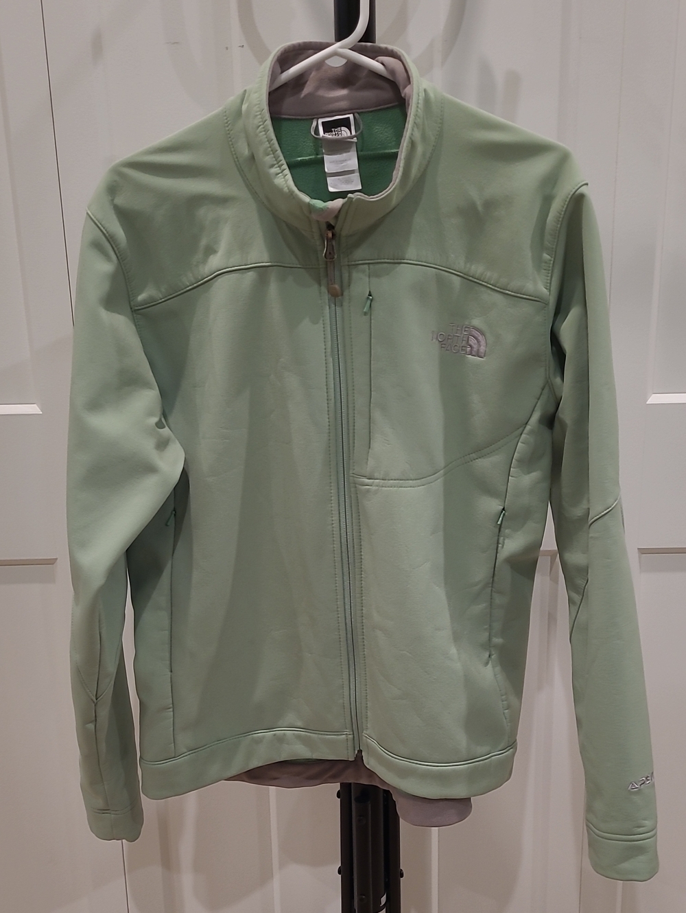 The North Face Apex Bionic Women's Sage Green Softshell Utility Jacket